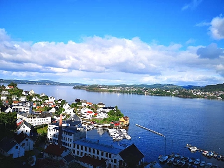 Blick auf Bergen