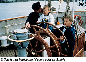 Bootsfahrt mit Kindern, Niedersachsen